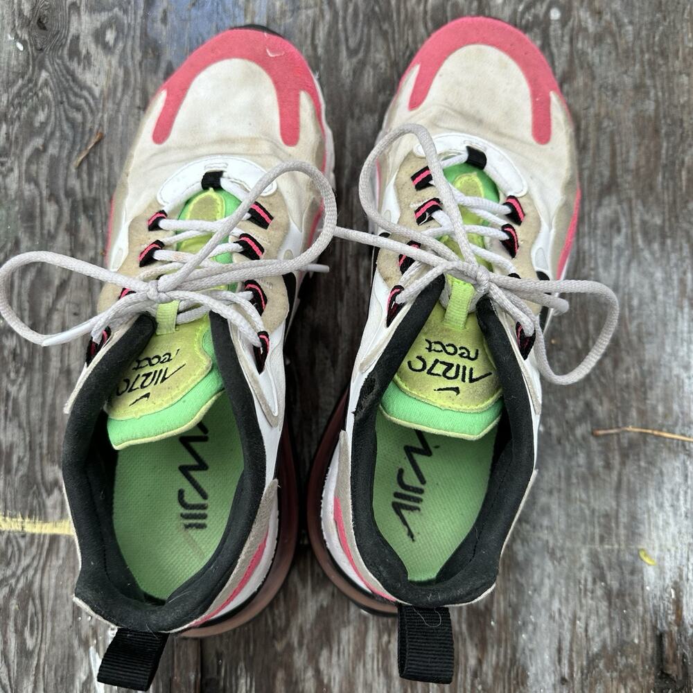 Nike Air Max 270 React Women’s 7 Hyper Pink White/Black Low Top women’s 505 - Picture 5 of 13